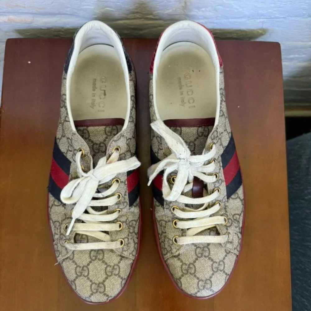 Gucci Mens Ace Sneakers - Picture 2 of 5